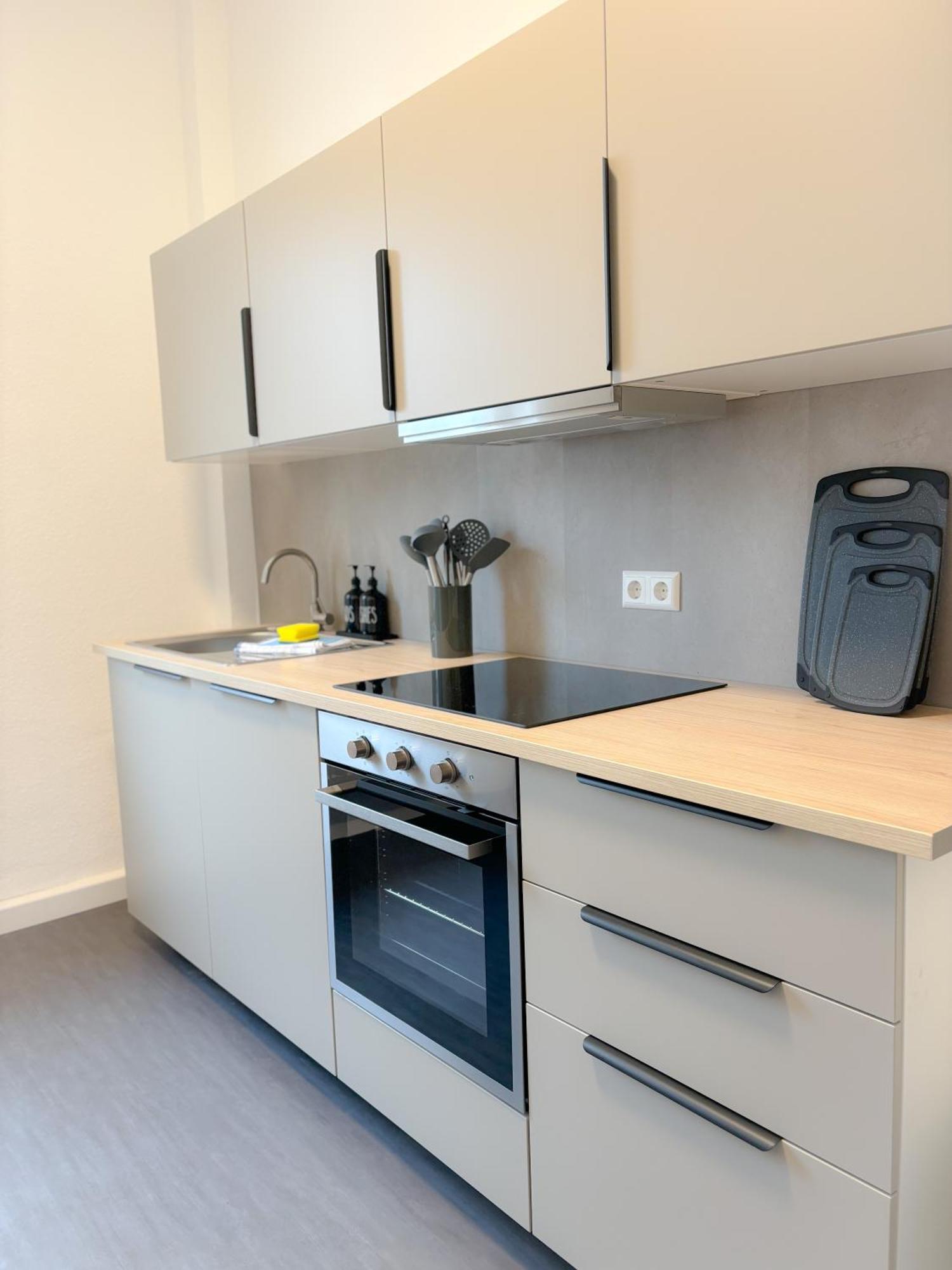 Helles City Apartment Fuer Familien & Gruppen Neu-Ulm Dış mekan fotoğraf