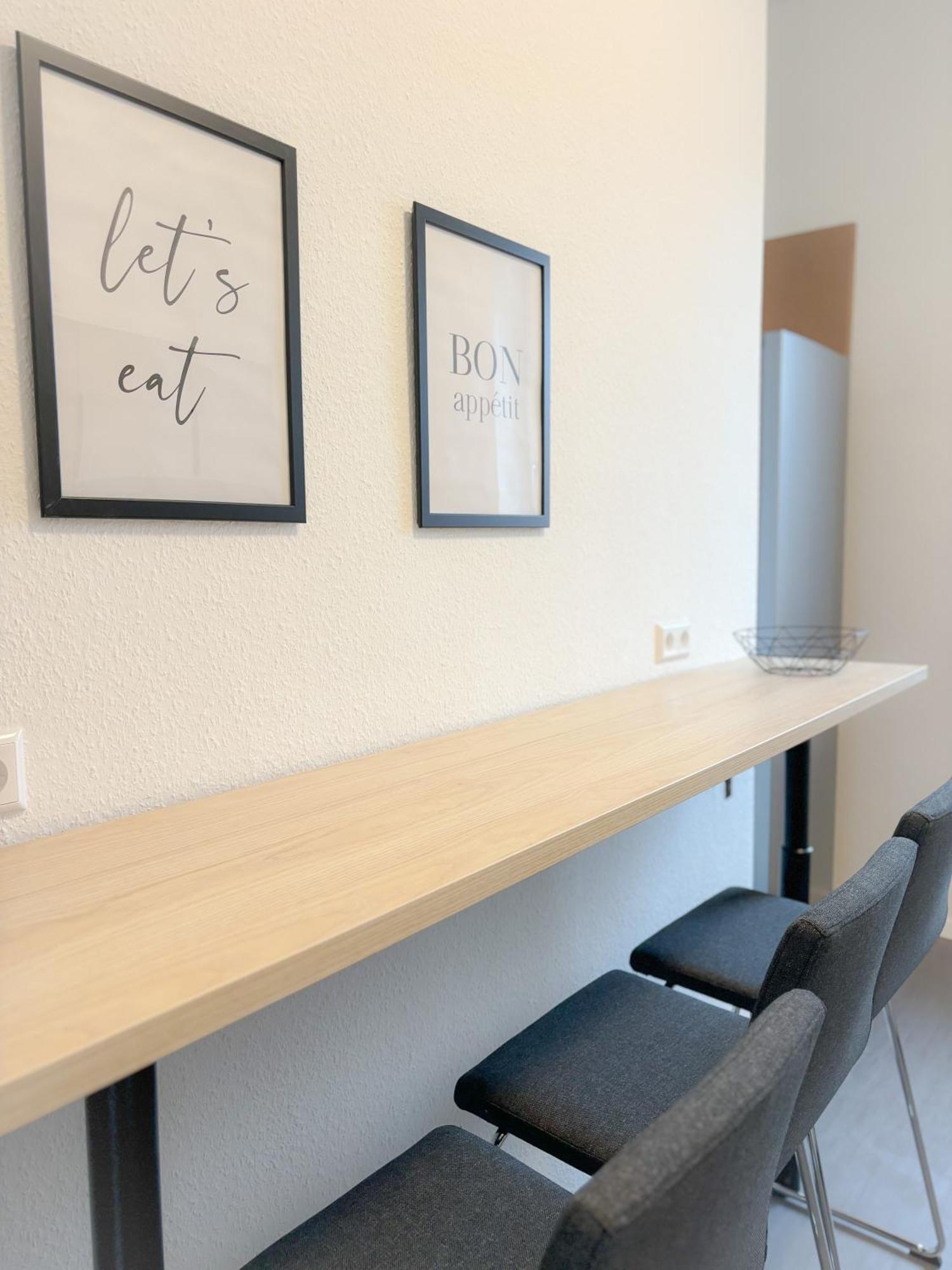 Helles City Apartment Fuer Familien & Gruppen Neu-Ulm Dış mekan fotoğraf