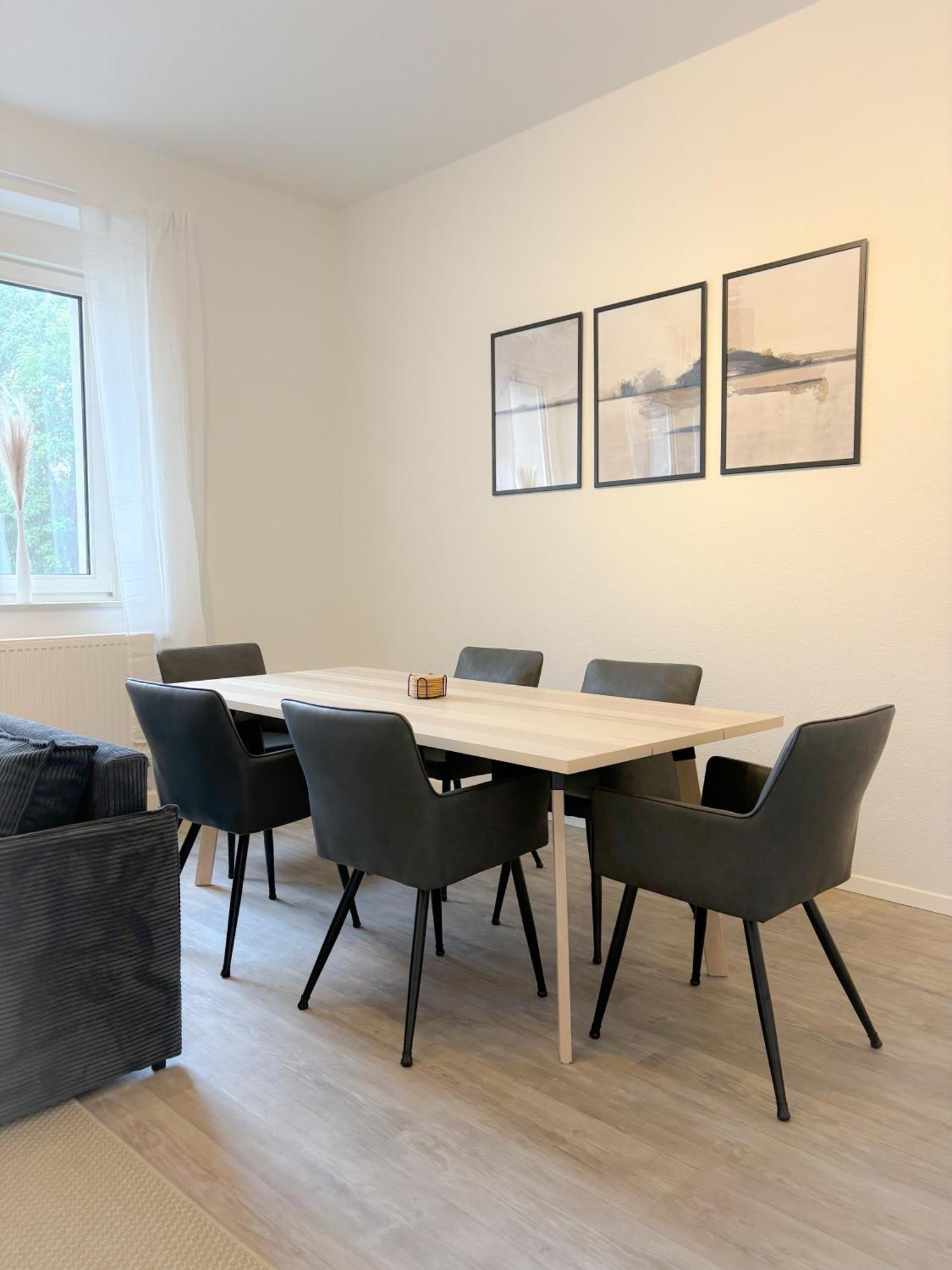 Helles City Apartment Fuer Familien & Gruppen Neu-Ulm Dış mekan fotoğraf