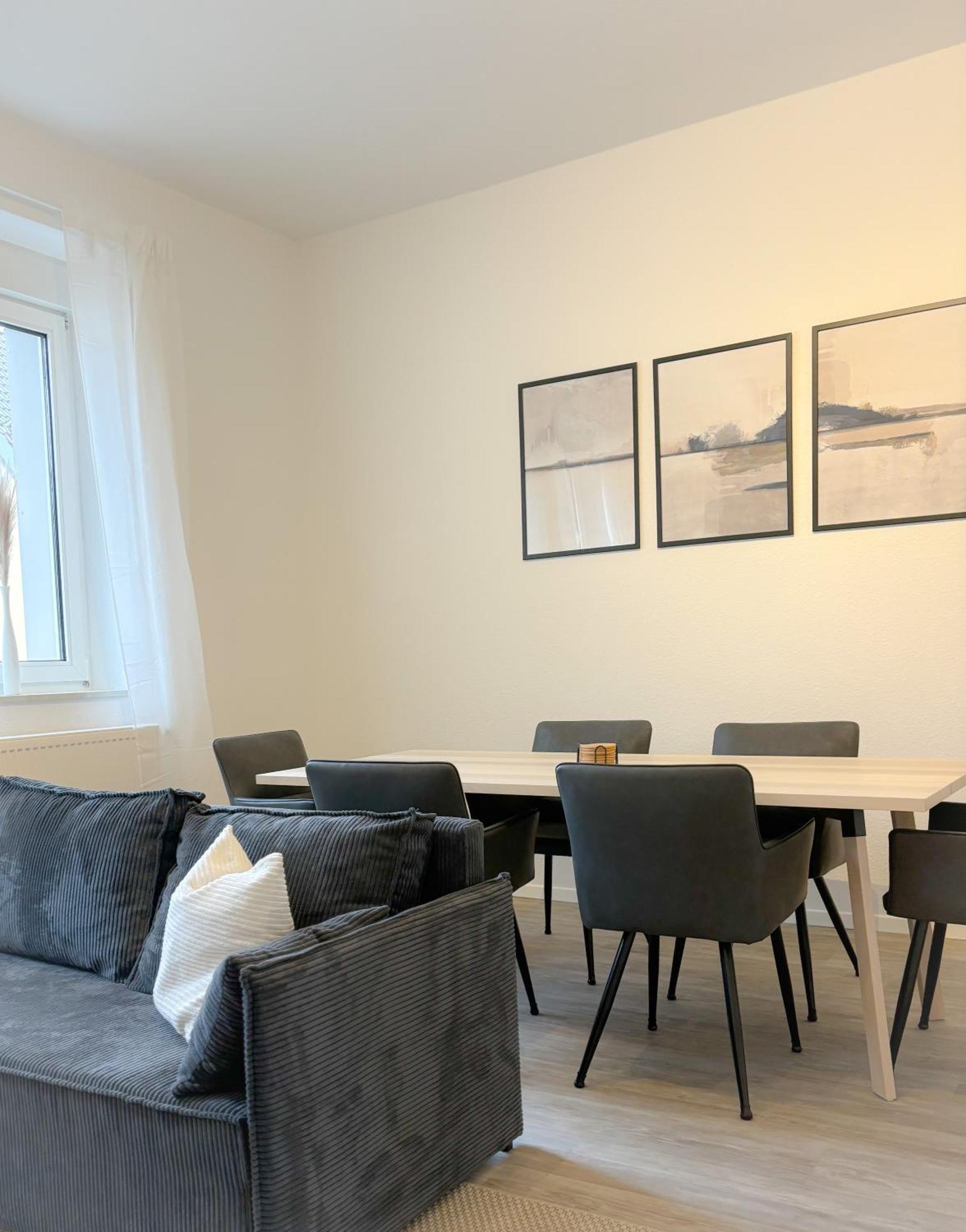 Helles City Apartment Fuer Familien & Gruppen Neu-Ulm Dış mekan fotoğraf